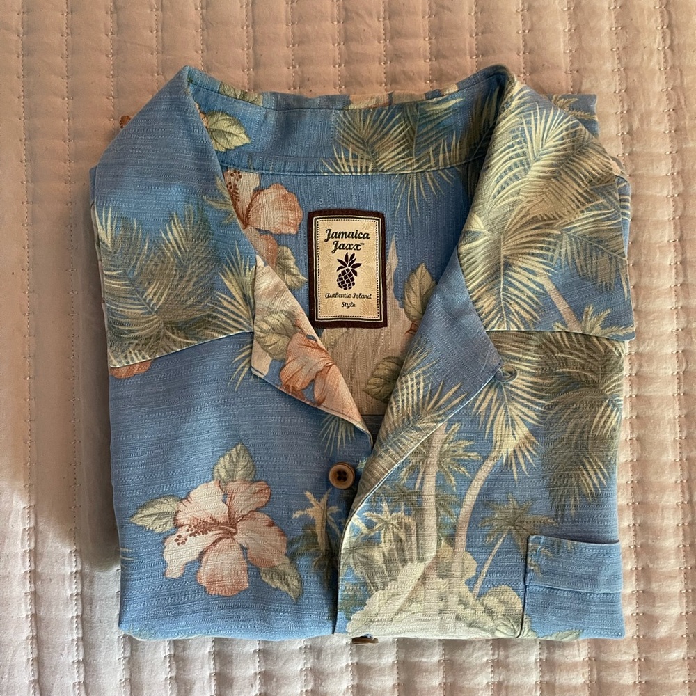 Hawaiian Button Up